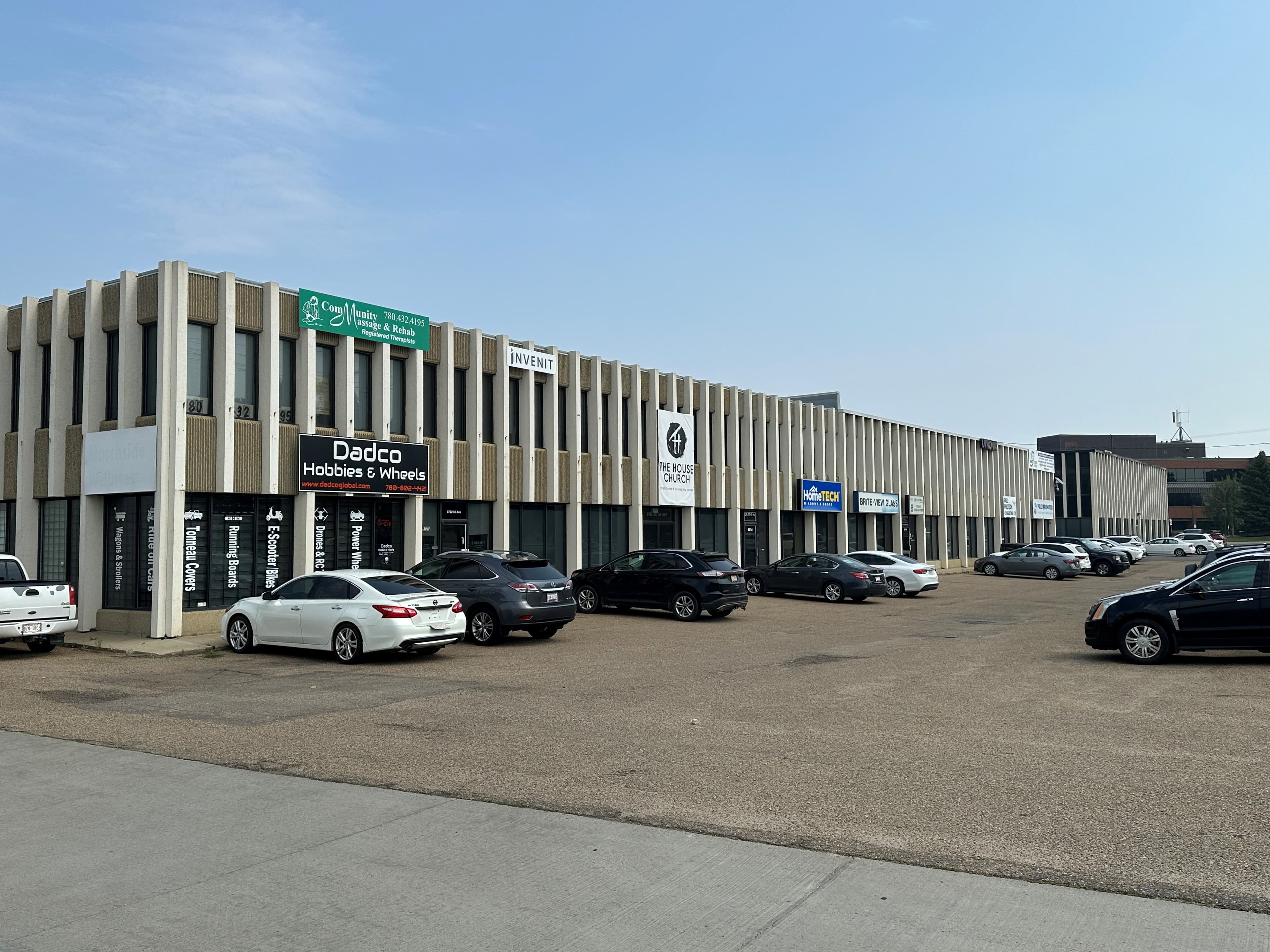 8704/8708- 8722 51 Avenue